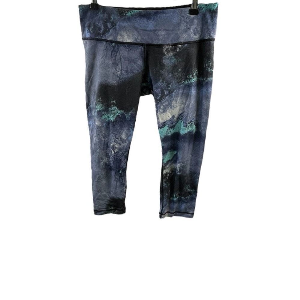 Lululemon Wunder Under Crop in Milky Way Size 10